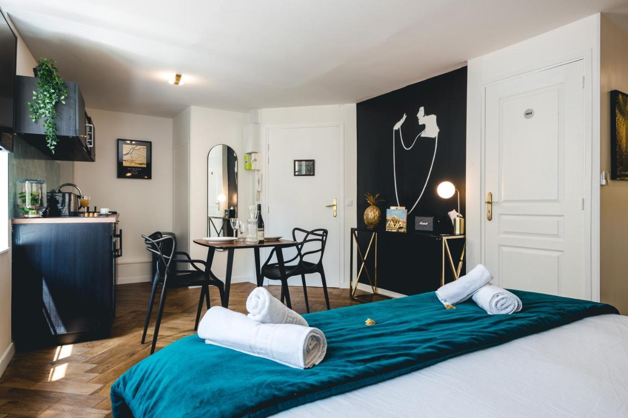 Les Precieuses Suites & Spa I อาวีญง ภายนอก รูปภาพ