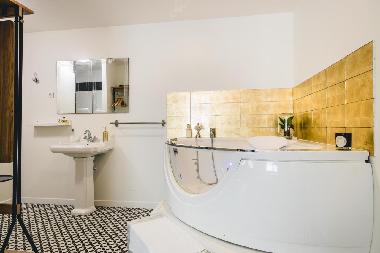 Les Precieuses Suites & Spa I อาวีญง ภายนอก รูปภาพ