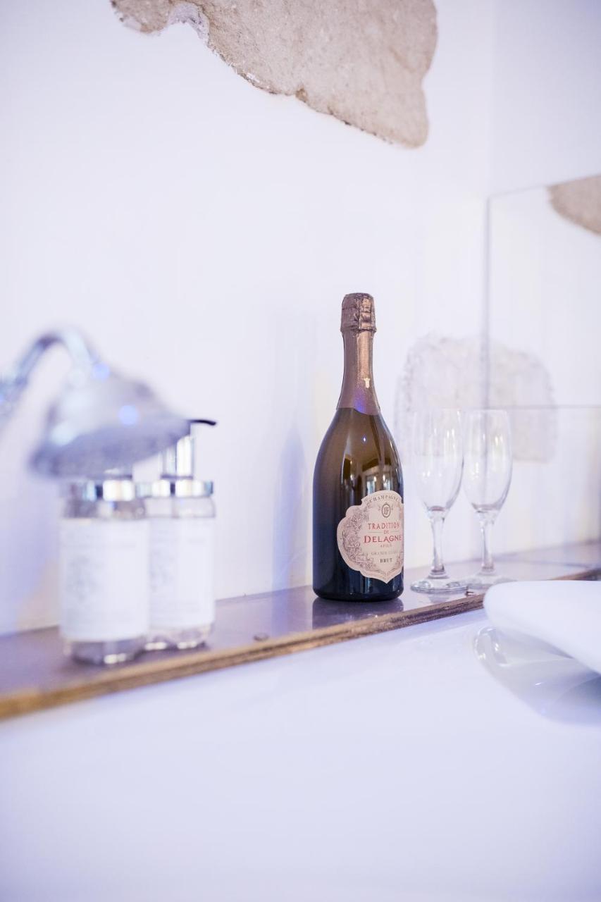 Les Precieuses Suites & Spa I อาวีญง ภายนอก รูปภาพ